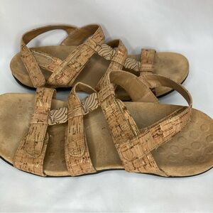 Vionic Amber sandals